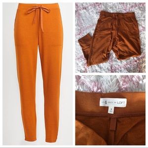 Lou & Grey Softblend Sweatpants Burnt Orange Small